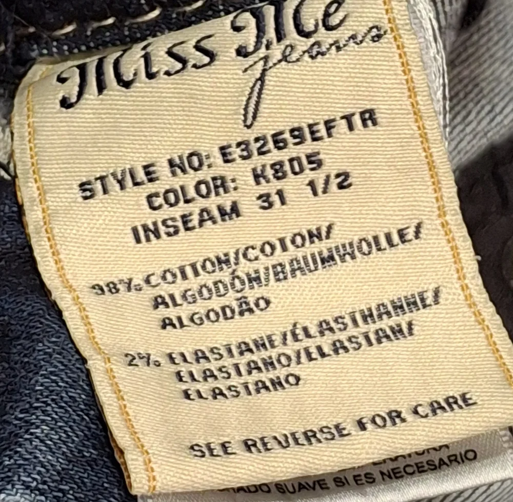 Miss Me Easy Straight Embellished Mid-Rise Blue Jeans Women Size 28 - Picture 15 of 16